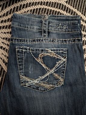 Silver Jeans Women's Dark Blue Denim Bootcut Jeans with Embroidered Pocket